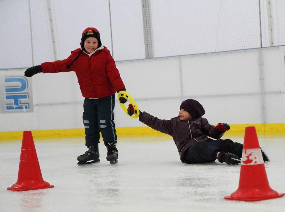 Gyerek korsolya oktatás Budapest - Kőbányai WS Jégpálya